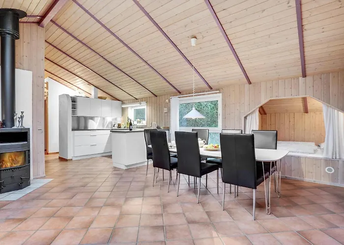 3 Bedroom Lovely In *